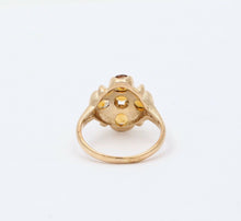 Load image into Gallery viewer, Vintage 14K Yellow Gold Citrine Flower Ring, Cocktail Ring
