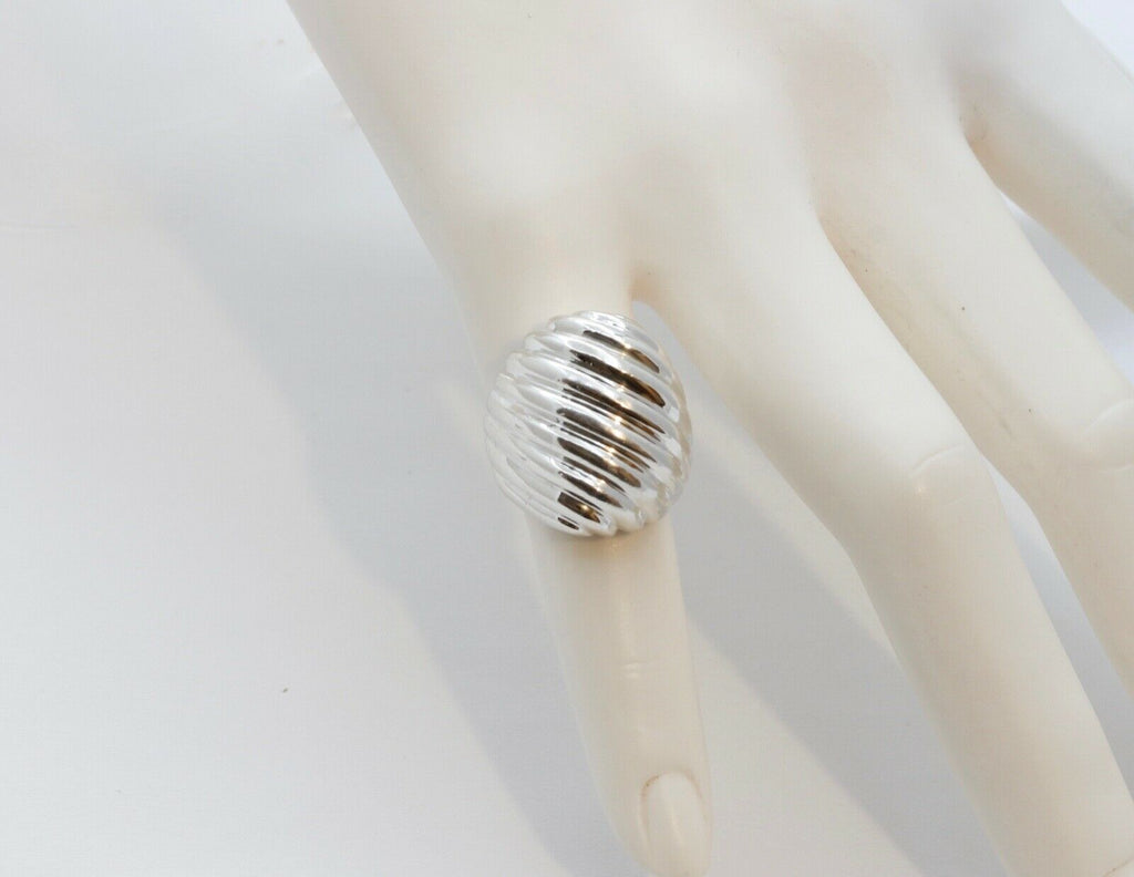 Vintage Tiffany and Co. Scallop Ring 925 Sterling Silver