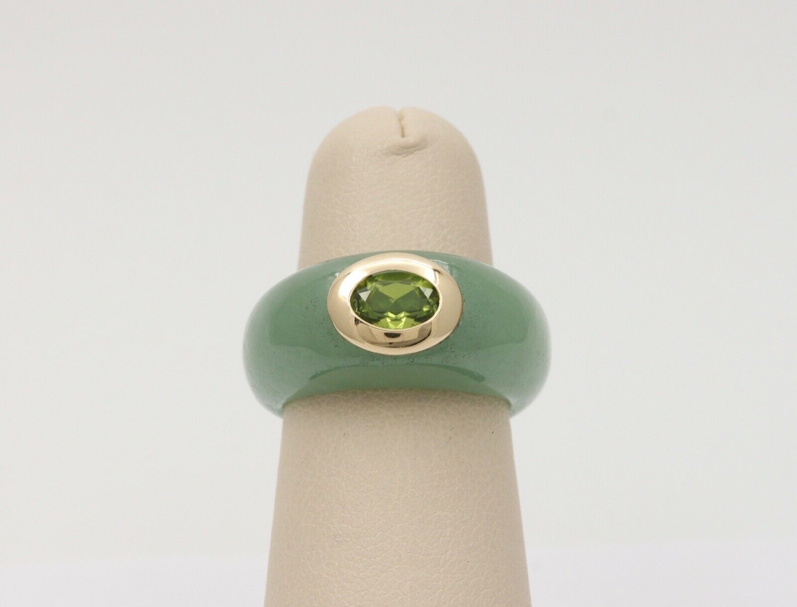 Vintage Jade Peridot 14K Yellow Gold Ring