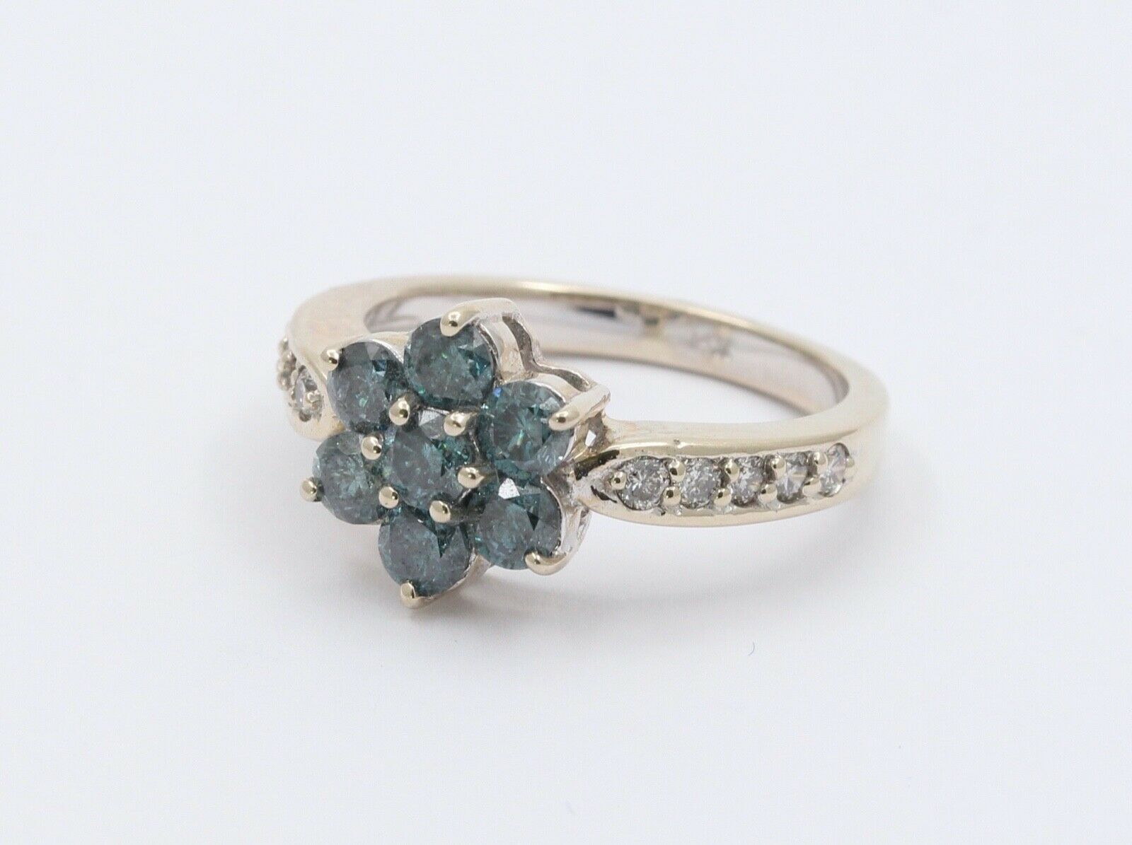 Vintage 14K White Gold Blue Diamond Floral Ring
