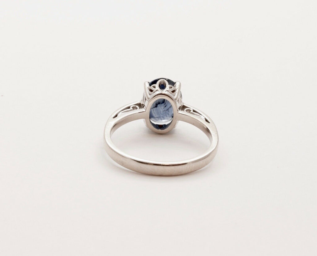 Vintage Ladies 2.05 Carat Blue Sapphire 14K White Gold Ring
