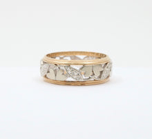 Load image into Gallery viewer, Vintage Heart and Leaves 14K White Yellow Gold Ring Band
