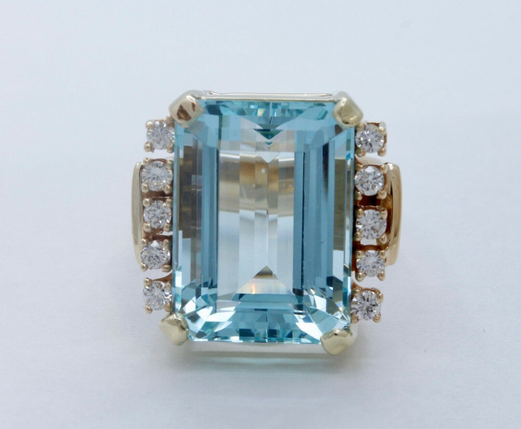 Vintage 18.60 carats Emerald Cut Aquamarine 14K Gold Ring with Diamonds