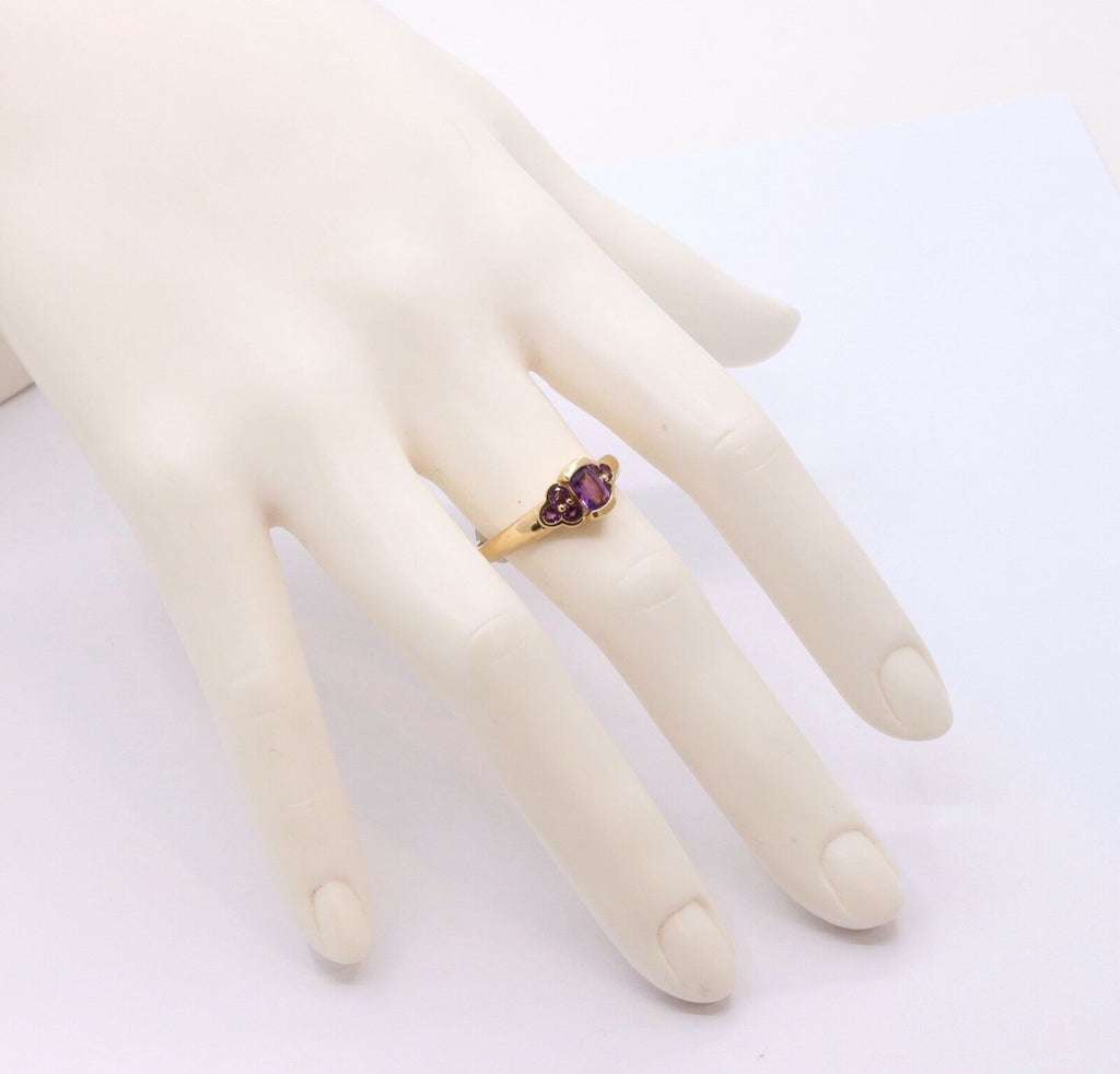 Beautiful Vintage Ladies Amethyst 14K Yellow Gold Ring