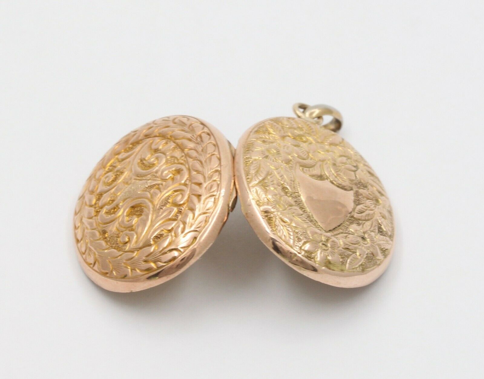 Victorian 10K Yellow Gold Diamond Memorial Locket