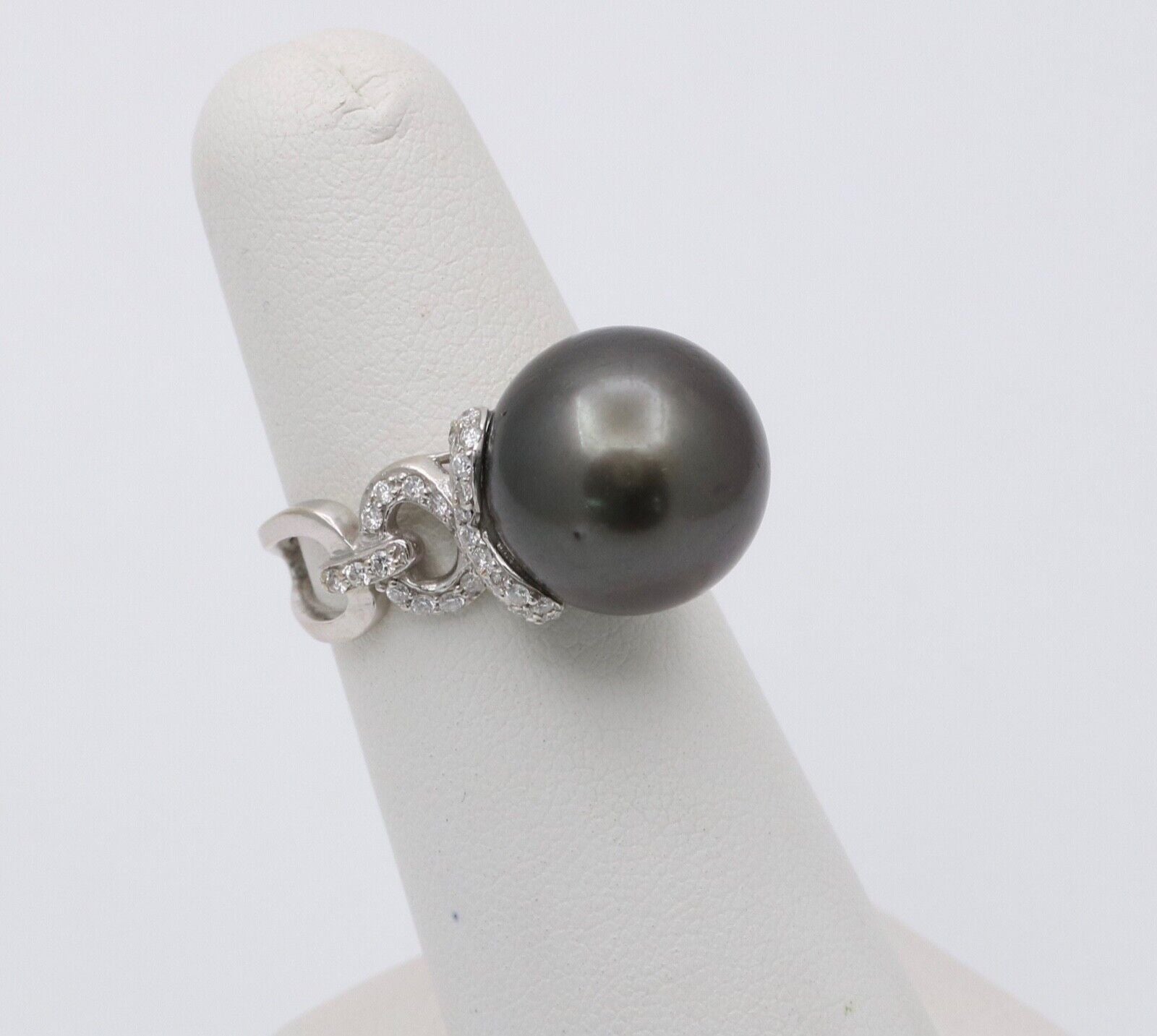 Vintage Tahitian South Sea Pearl Diamonds 18K White Gold Ring
