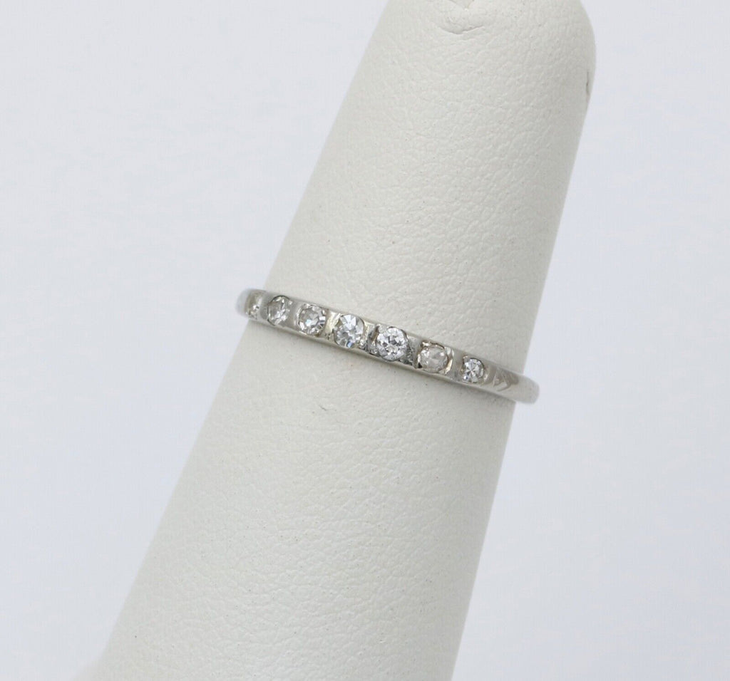 Art Deco 18K White Gold Diamond Ring