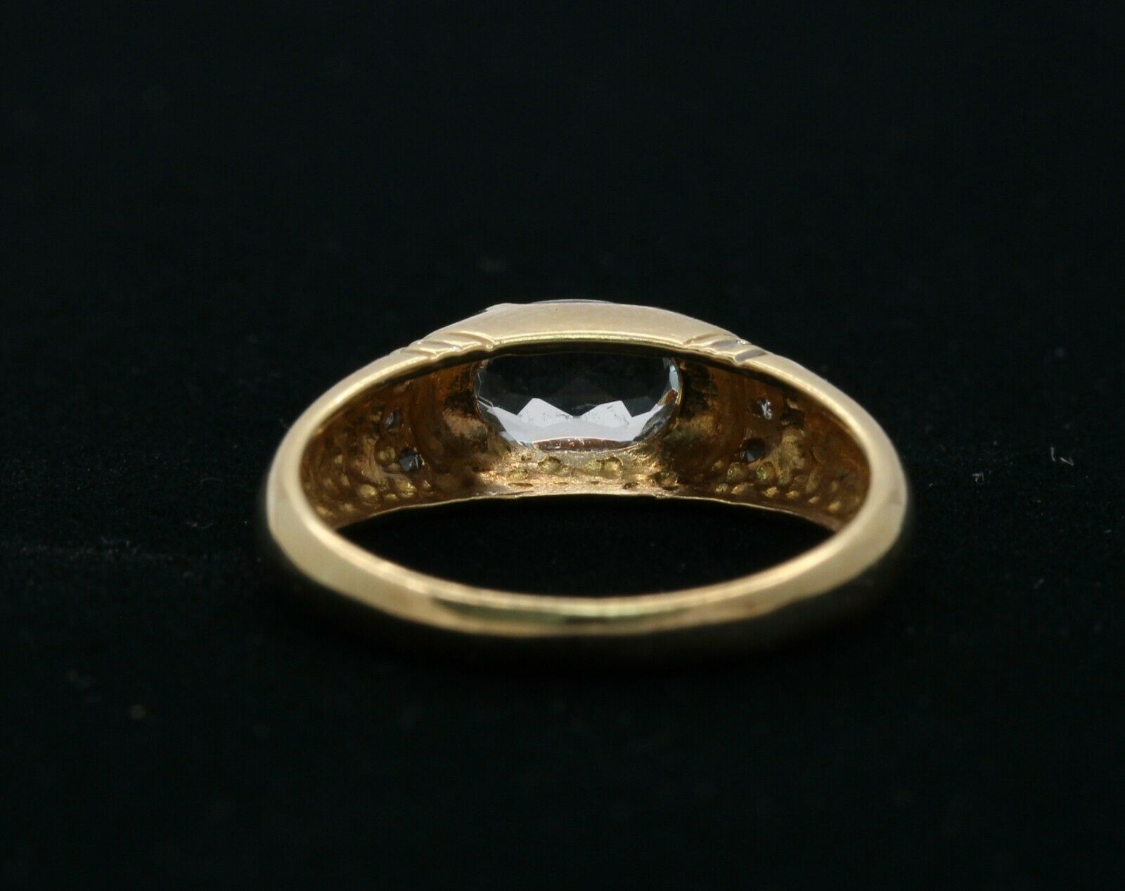 Vintage 14K Yellow Gold Aquamarine Diamond Accent Ring