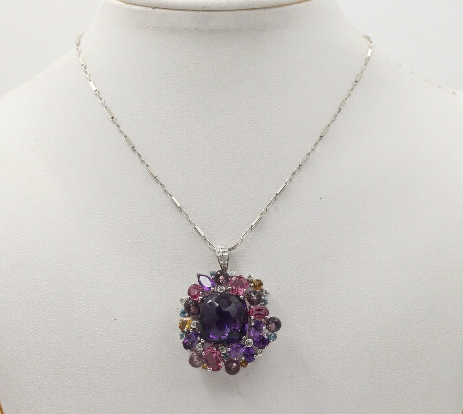 Vintage 18K White Gold Huge Amethyst Quartz Party Necklace