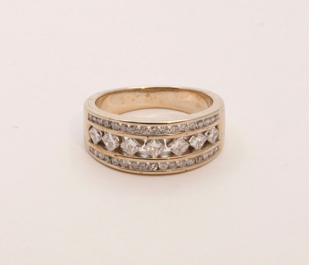 Vintage Ladies Diamonds 14K Yellow Gold Wedding Band