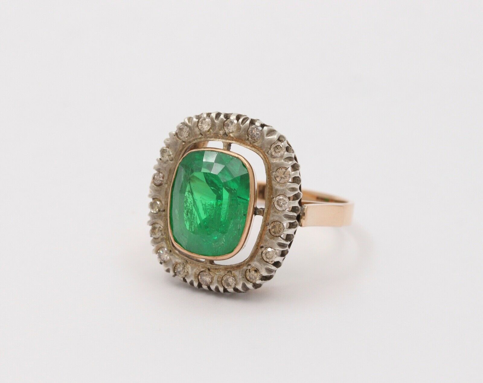 Vintage Emerald Diamonds 14K Yellow White Gold Ring