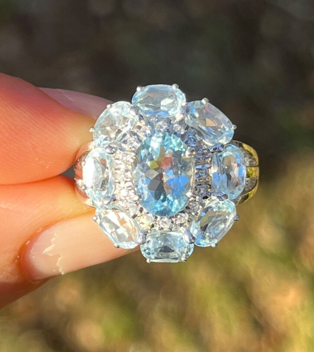 Vintage 18K White Gold Aquamarine and Diamond Ring