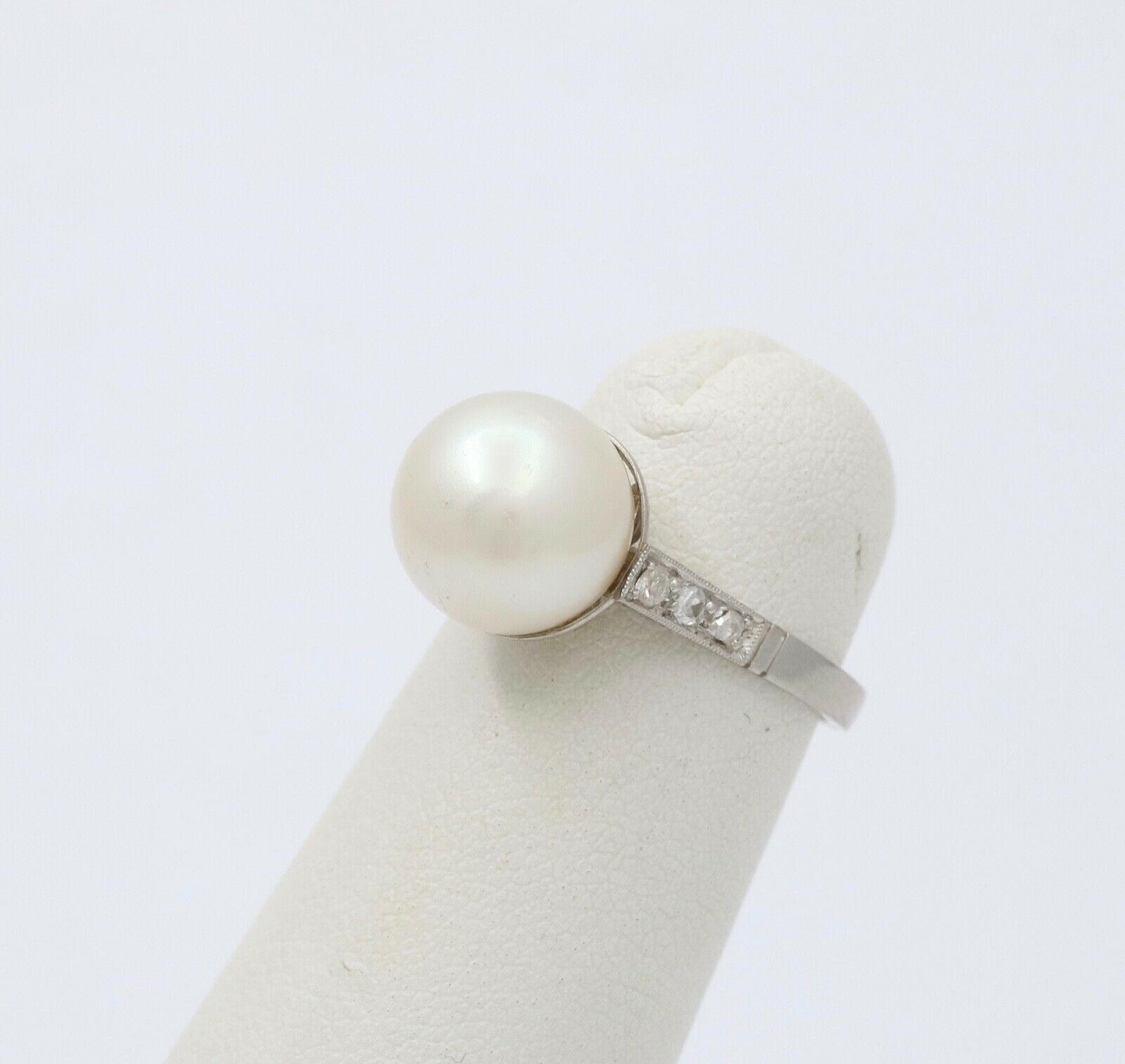 Art Deco Pearl Old Cut Diamonds Platinum Ring