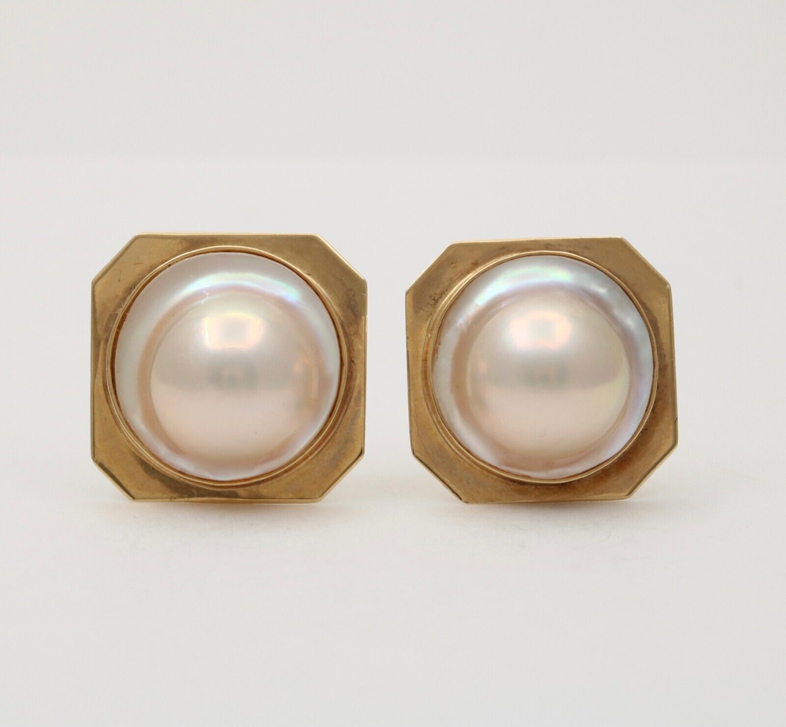 Vintage 14K Gold Large 25mm Mabe Pearl Clip On Earrings