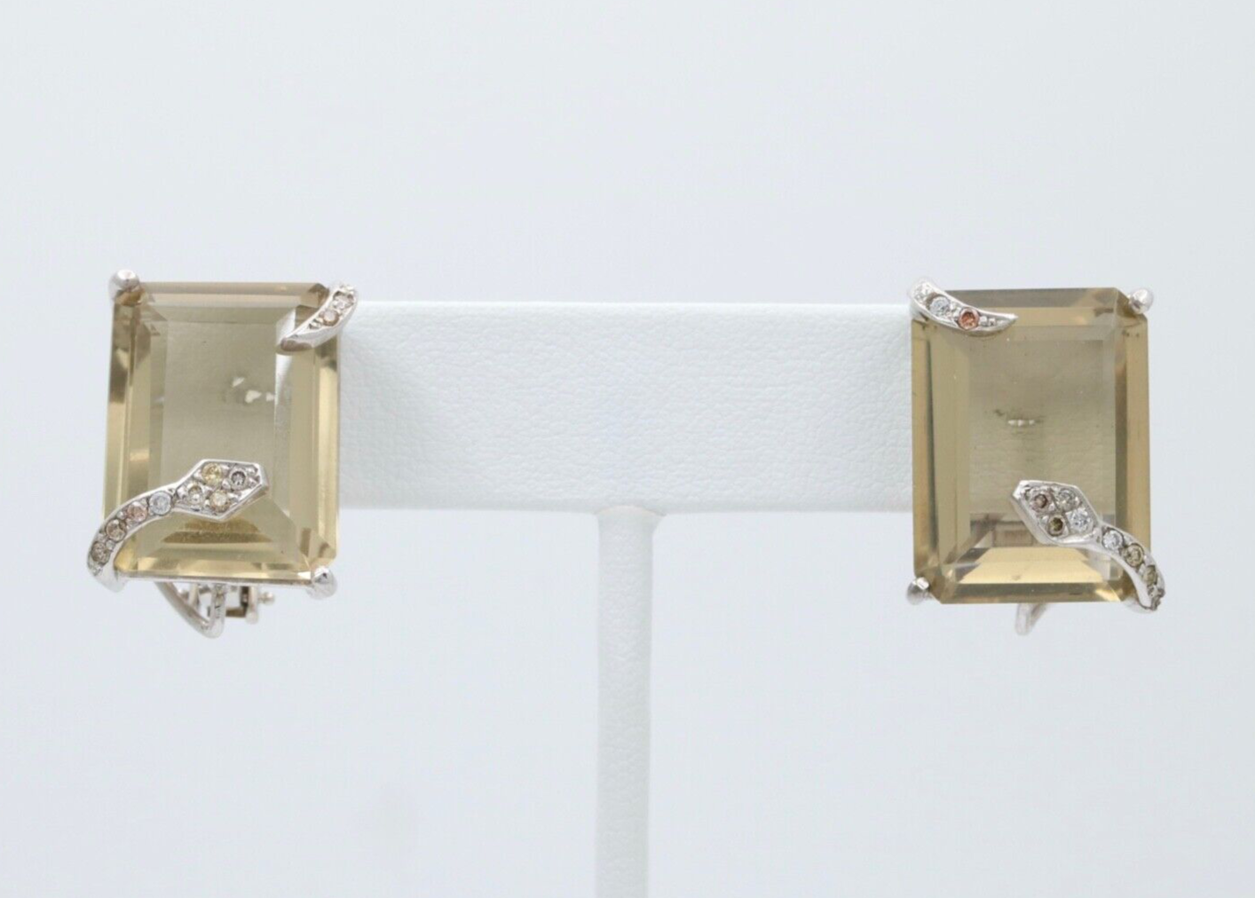 Vintage Modernist Snake Topaz and Diamond 18K White Gold Clip On Earrings