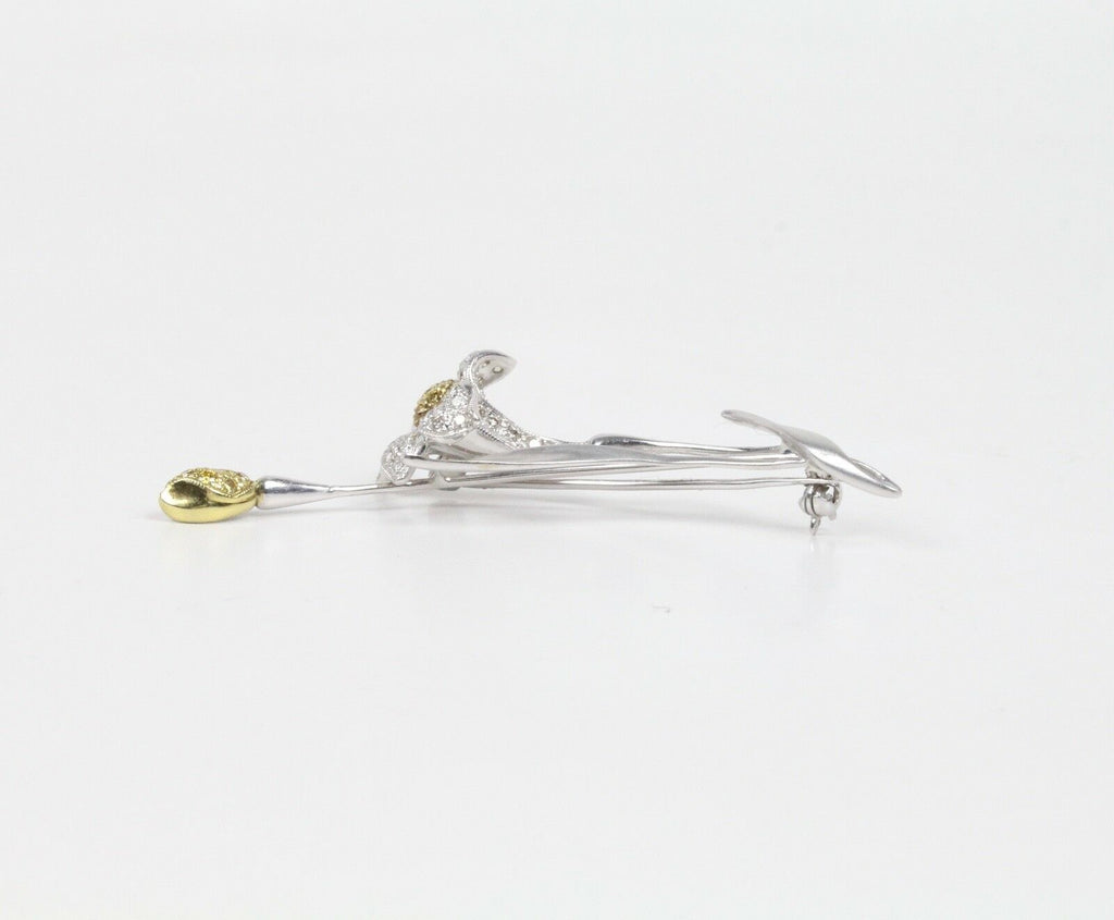 Vintage 18K White Gold Elegant Lily Flower Diamonds Brooch Pin
