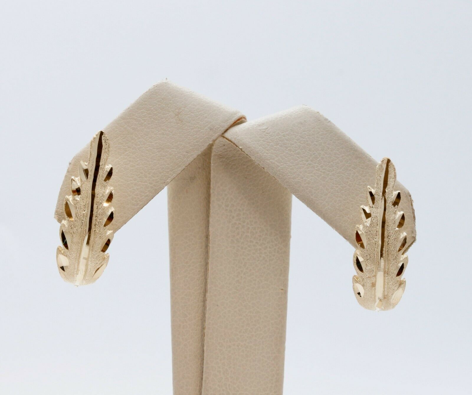Vintage 14K Yellow Gold Leaf Earrings