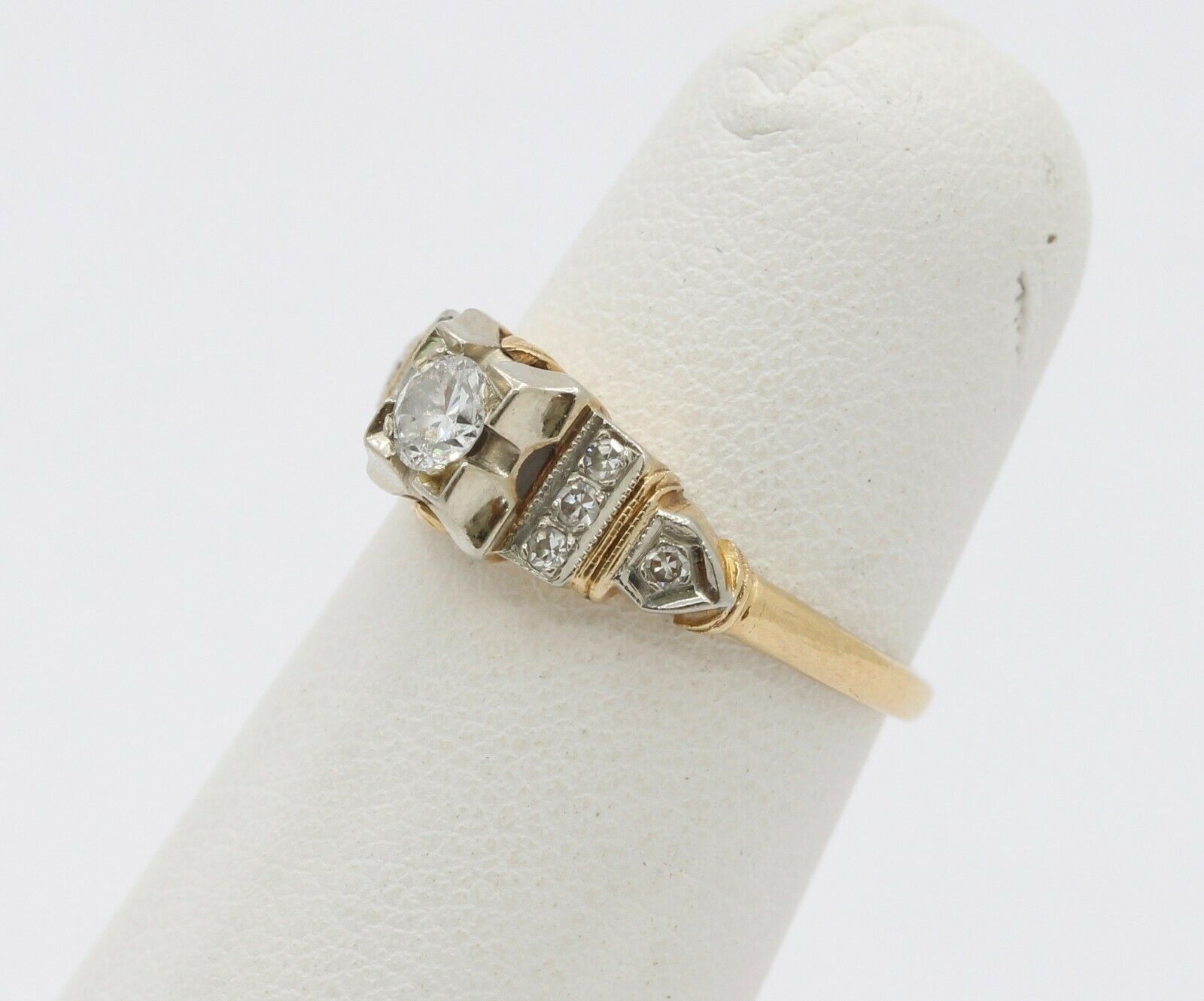 Vintage 14K Yellow Gold Diamond Engagement Ring