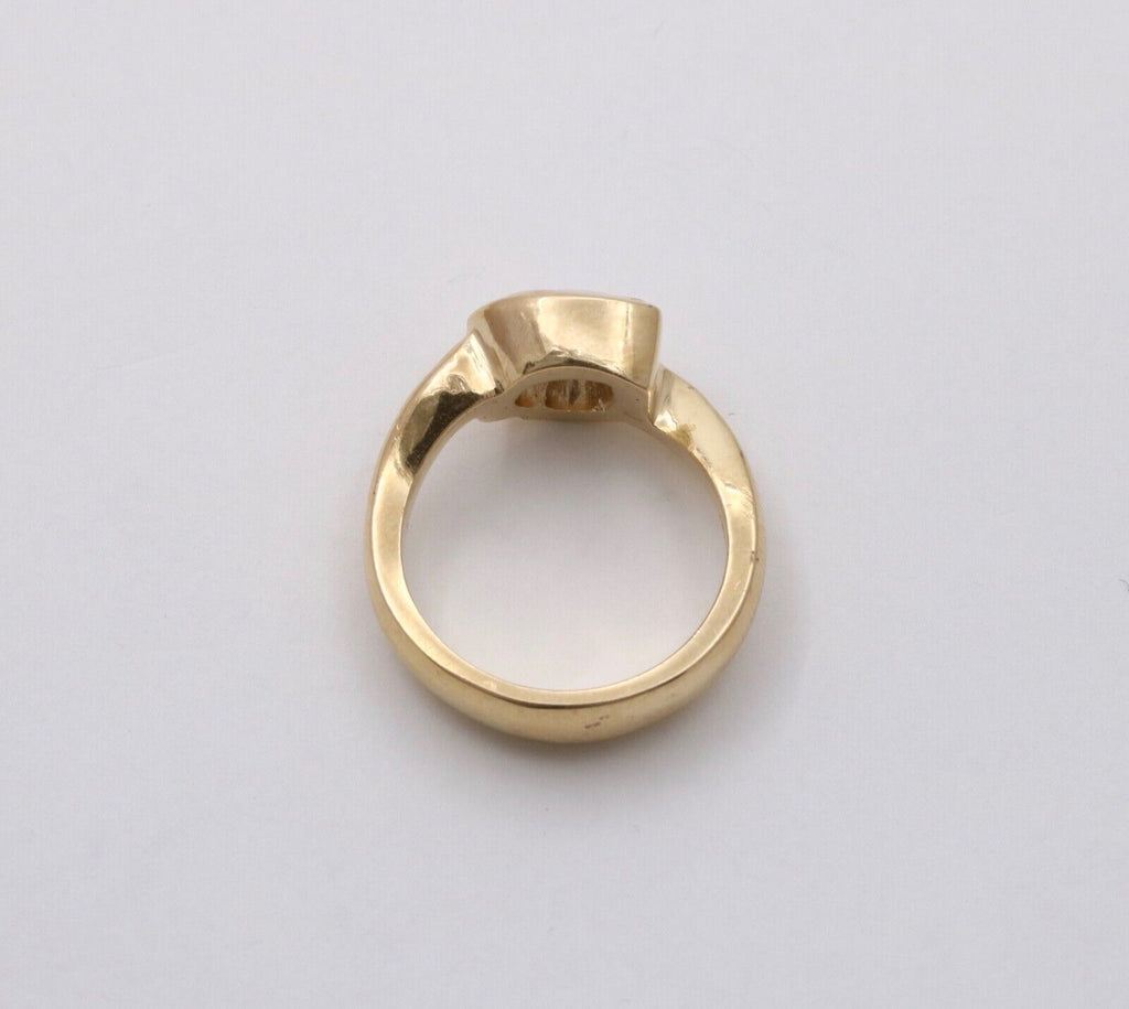 Vintage 14K Yellow Gold Heart Opal Ring Band