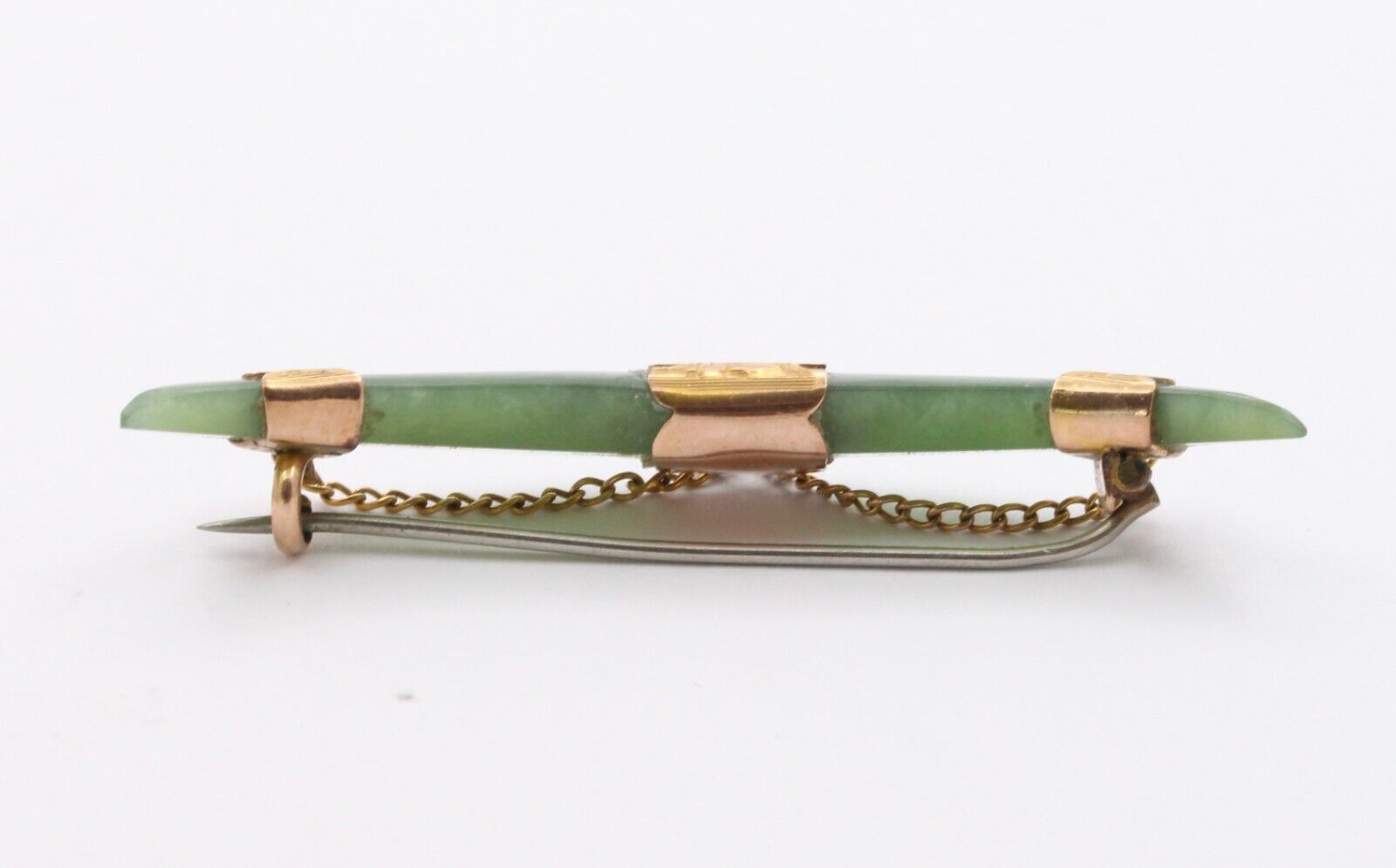 Antique 9K Yellow Gold Crescent Jade Pin