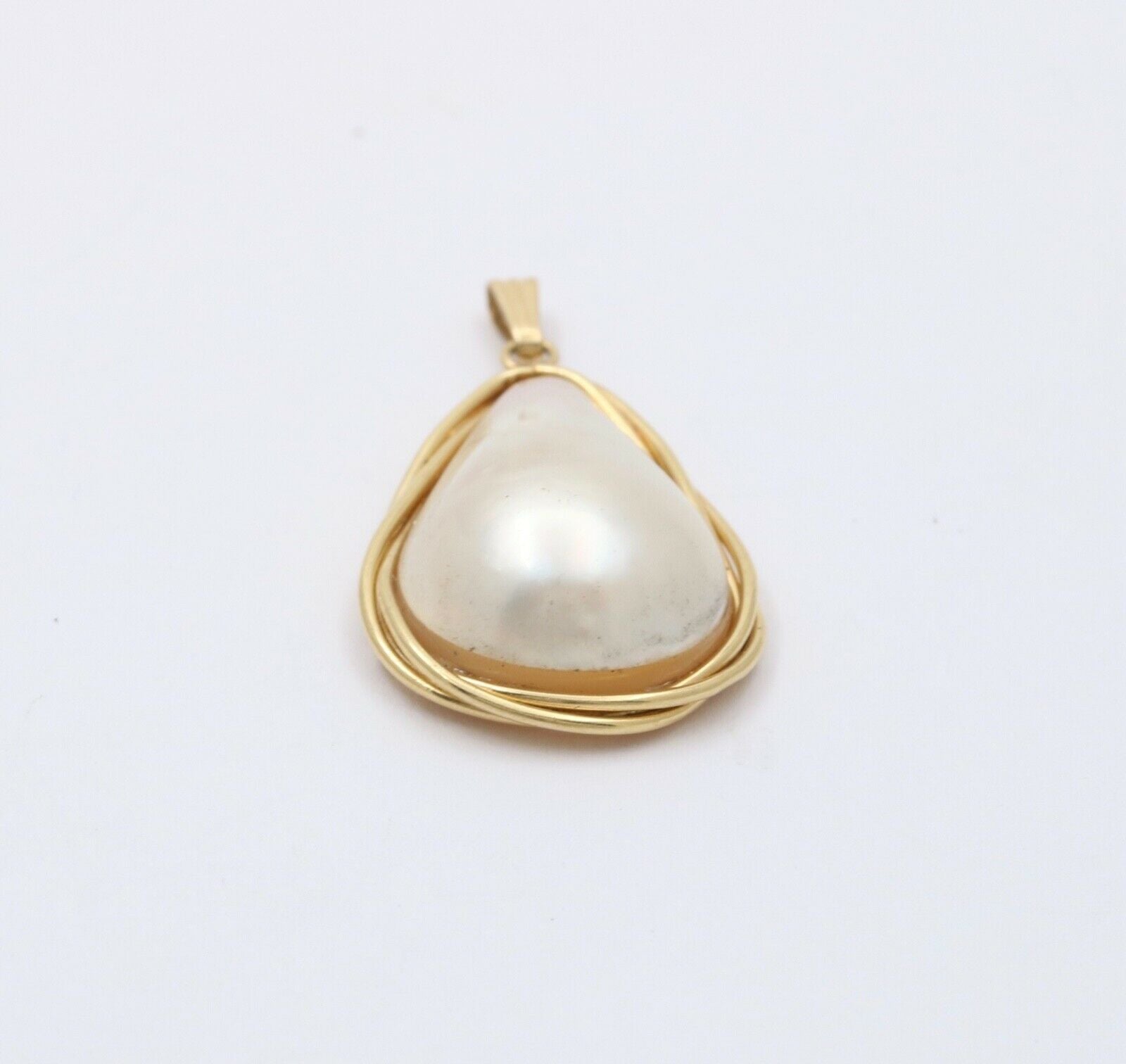 Vintage Mabe Pearl 14K Yellow Gold Pendant