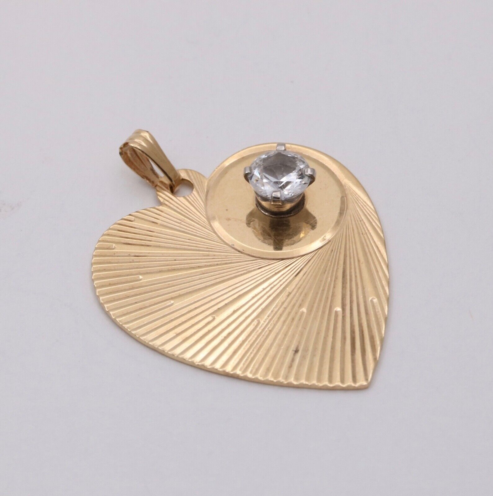 Vintage Heart 14K Yellow Gold CZ Pendant