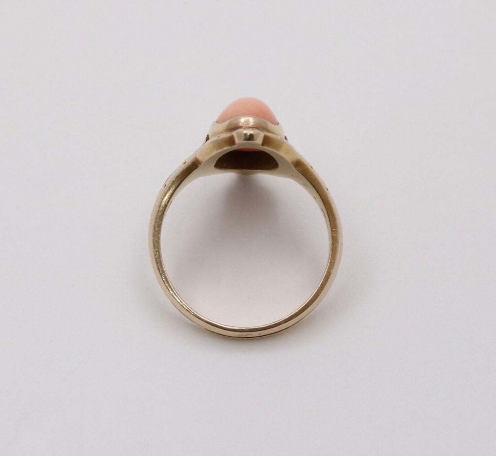 Antique 14K Yellow Gold Cushion Coral Leaf Ring