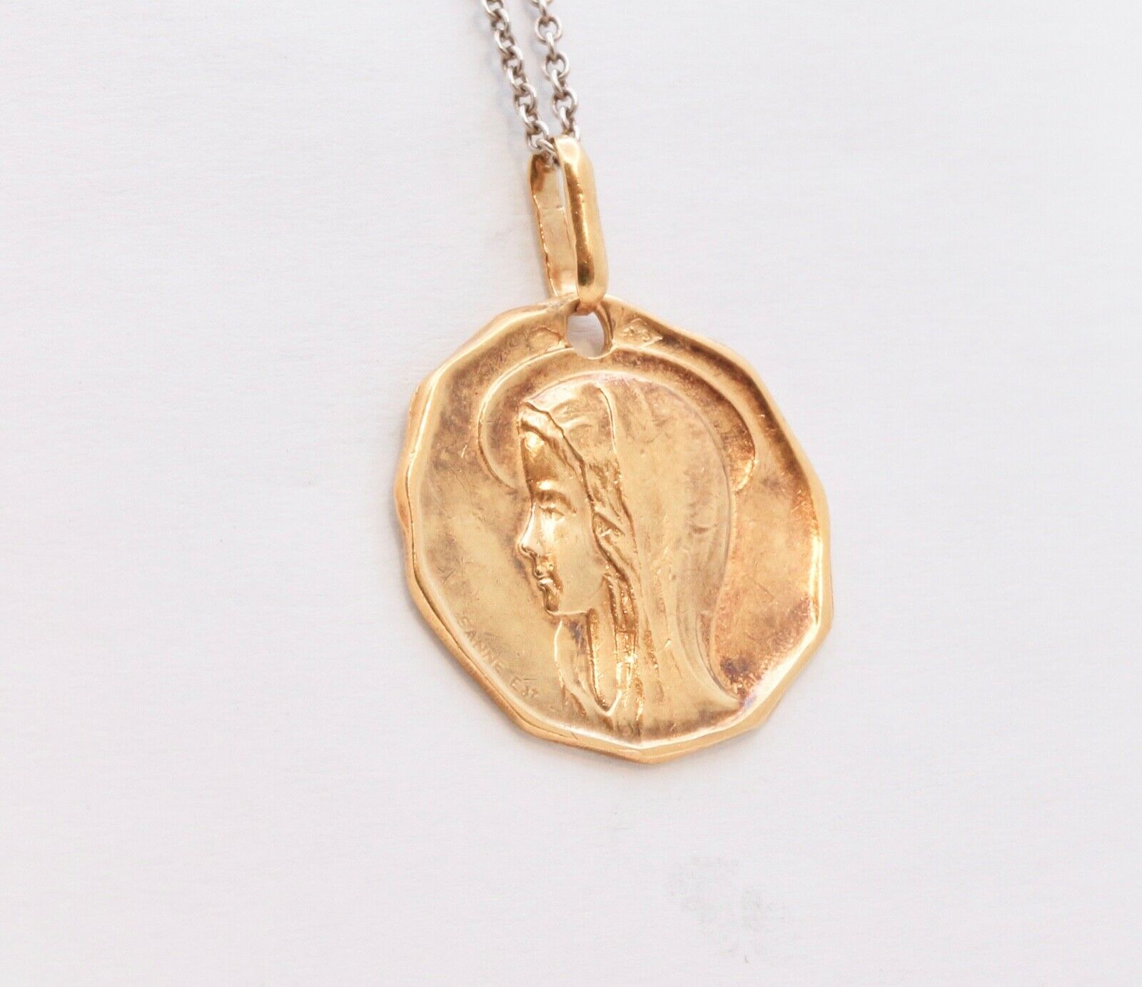 Vintage Virgin Mary Madonna Hallmarked 14K Yellow Gold Pendant