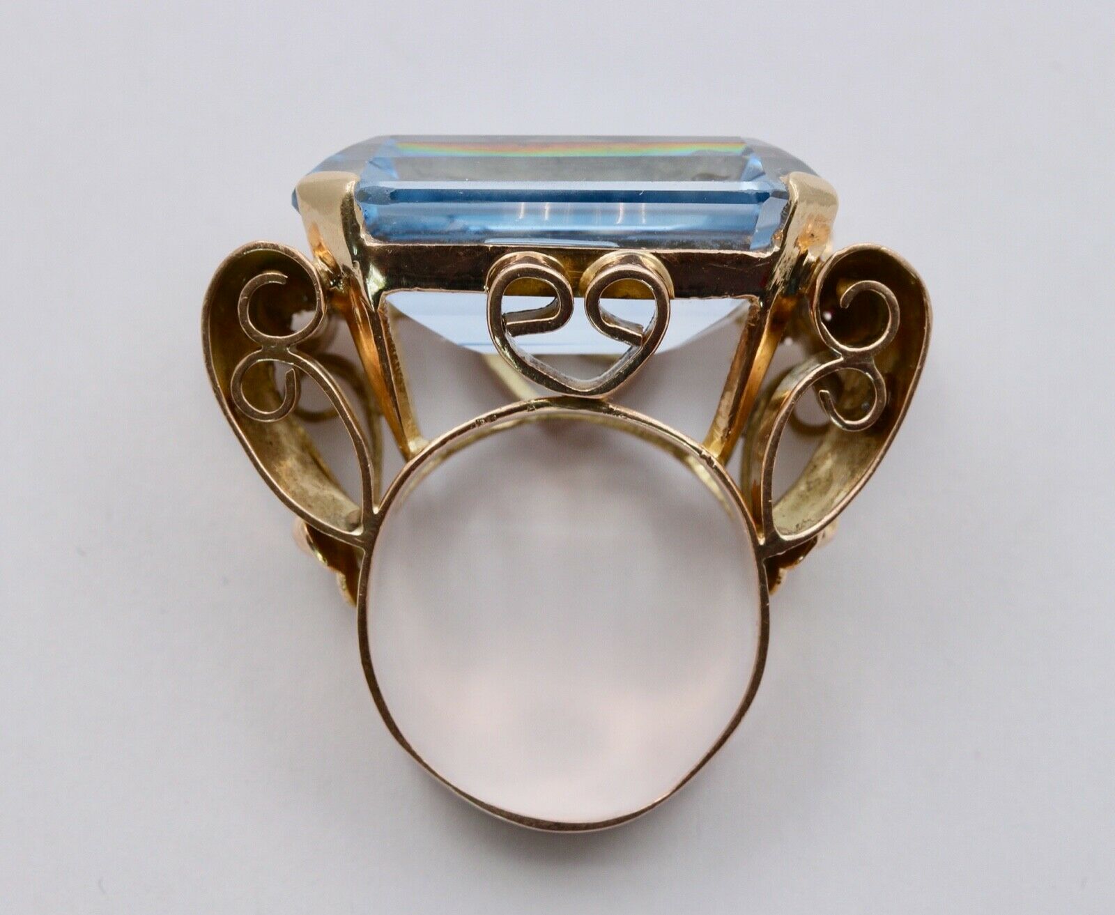 Large Retro Vintage Synthetic Spinel Statement Ring