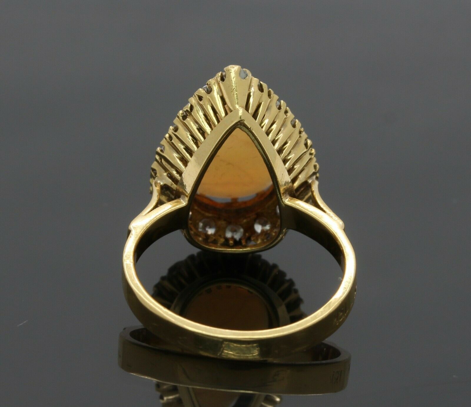 Vintage 18K Yellow Gold Halo Setting Opal Diamond Cocktail Ring