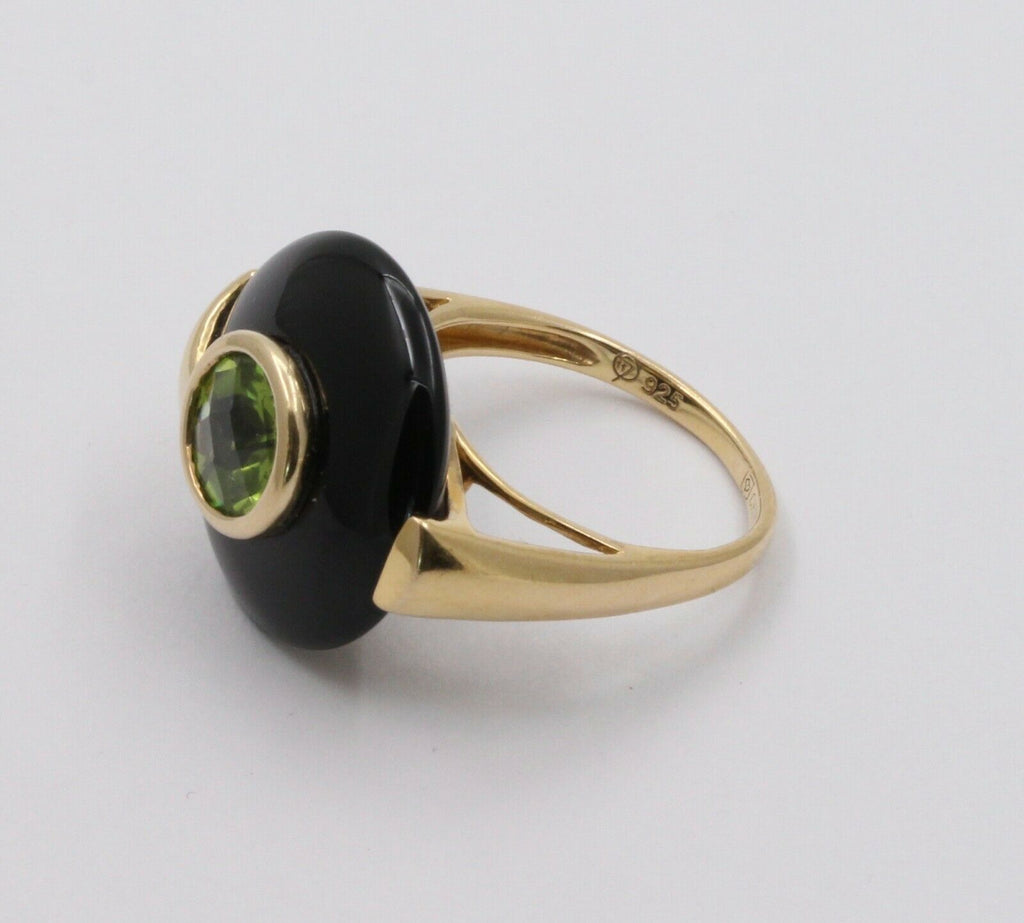 Vintage Silver Plated in Gold Onyx Peridot Ring