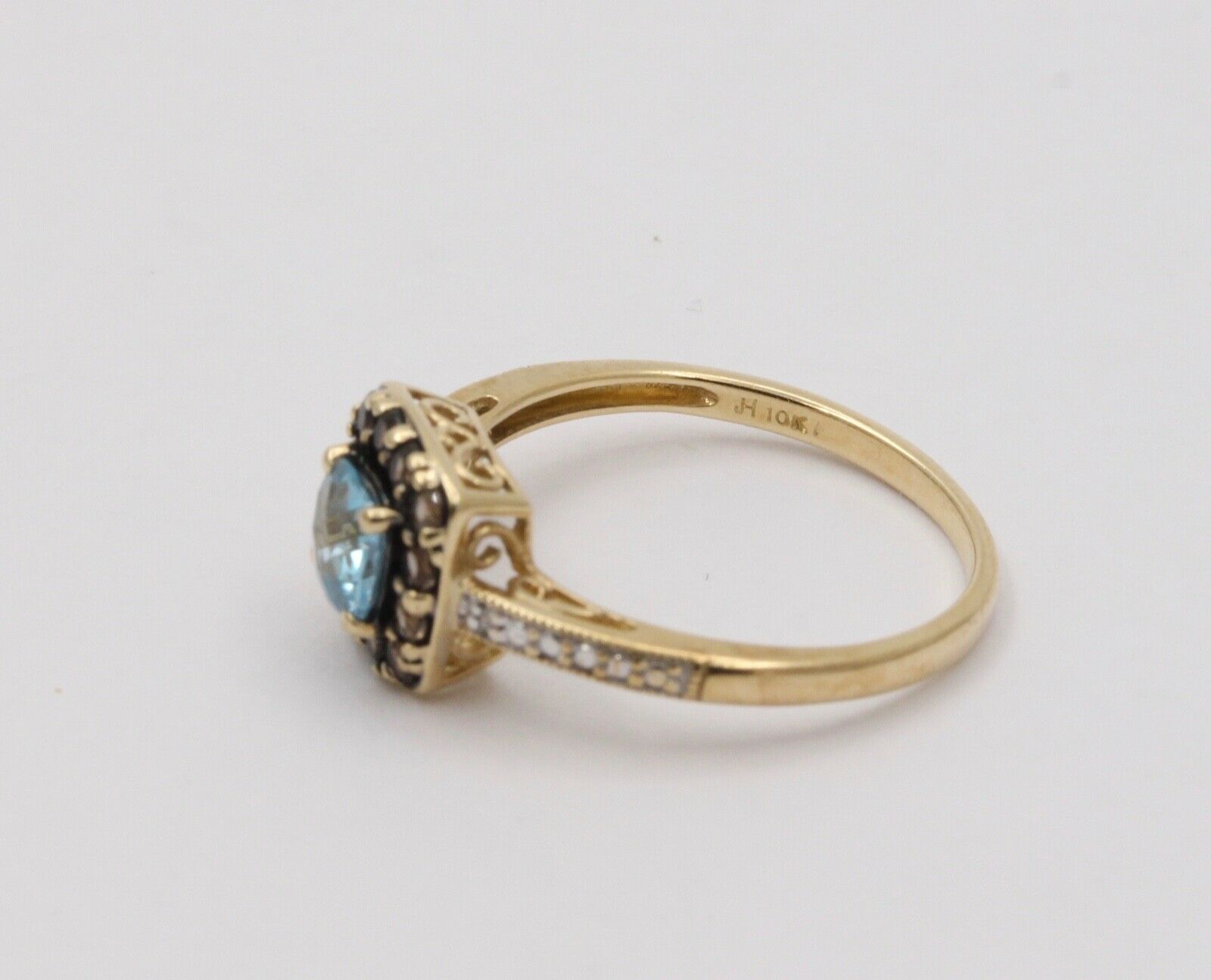 Vintage Stunning Blue Topaz Ring with Smokey Topaz Halo