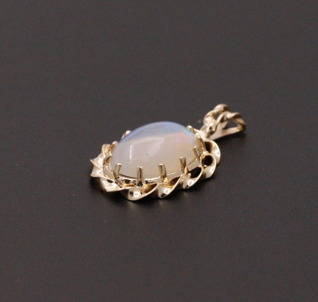 Vintage Translucent Opal 14K Yellow Gold Pendant