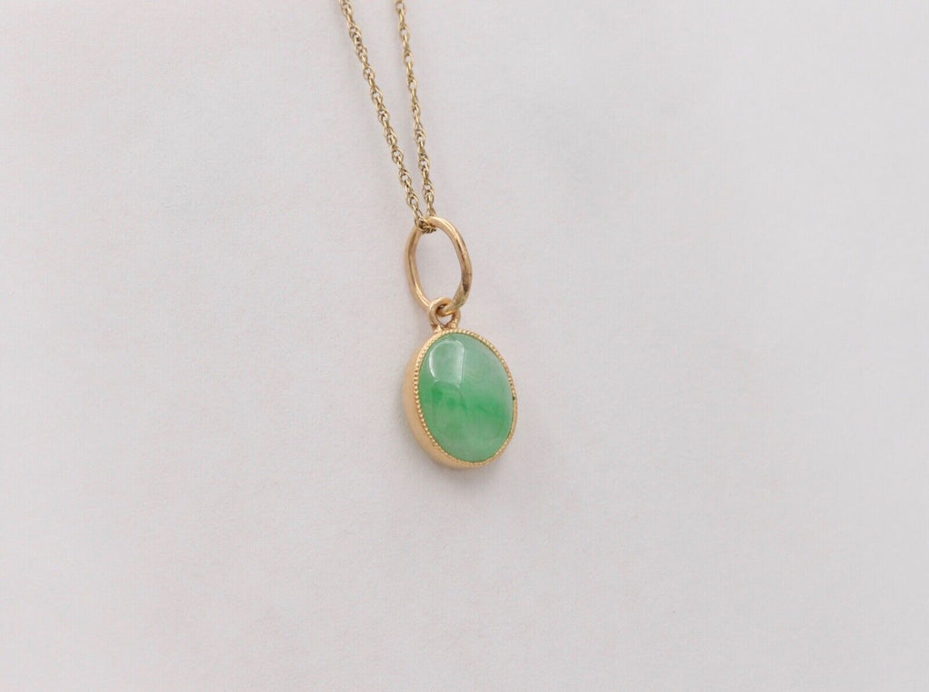 Vintage Jade 18K Yellow Gold Pendant
