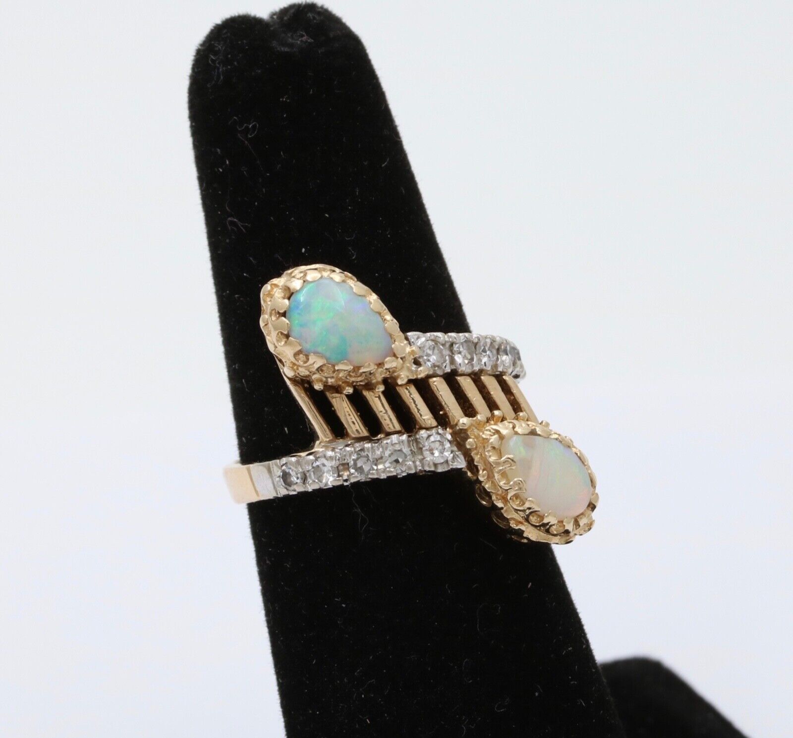 Vintage Geometric Bypass Opal Diamonds 14K Yellow Gold Ring