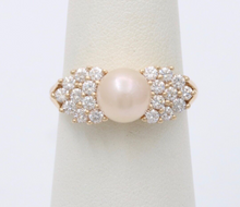 Load image into Gallery viewer, Vintage 10K Gold Pearl Cocktail Ring.
