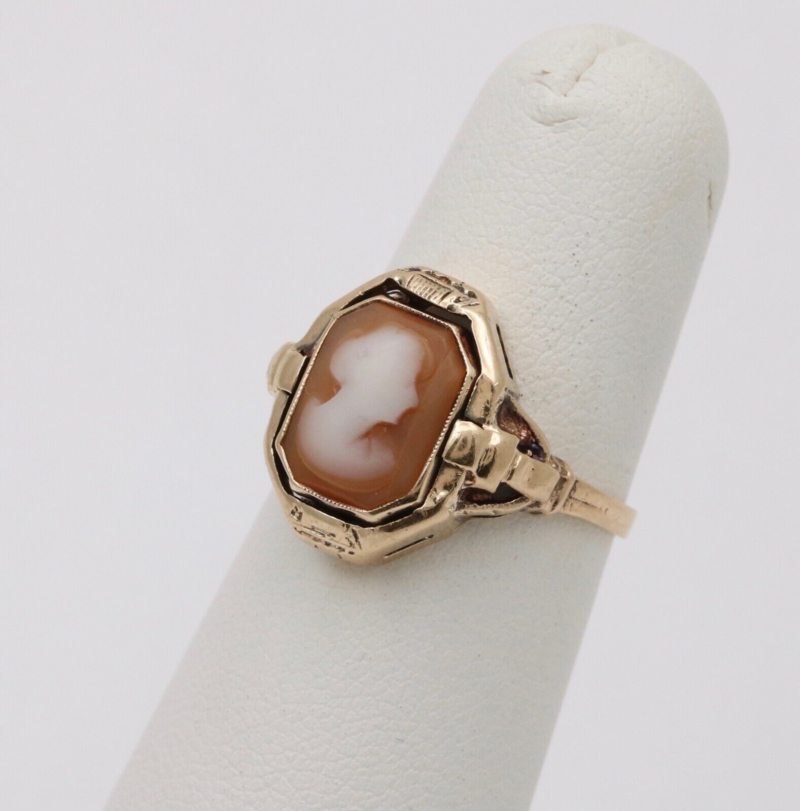 Antique Reversible Cameo and Onyx 10K Yellow Gold Ring