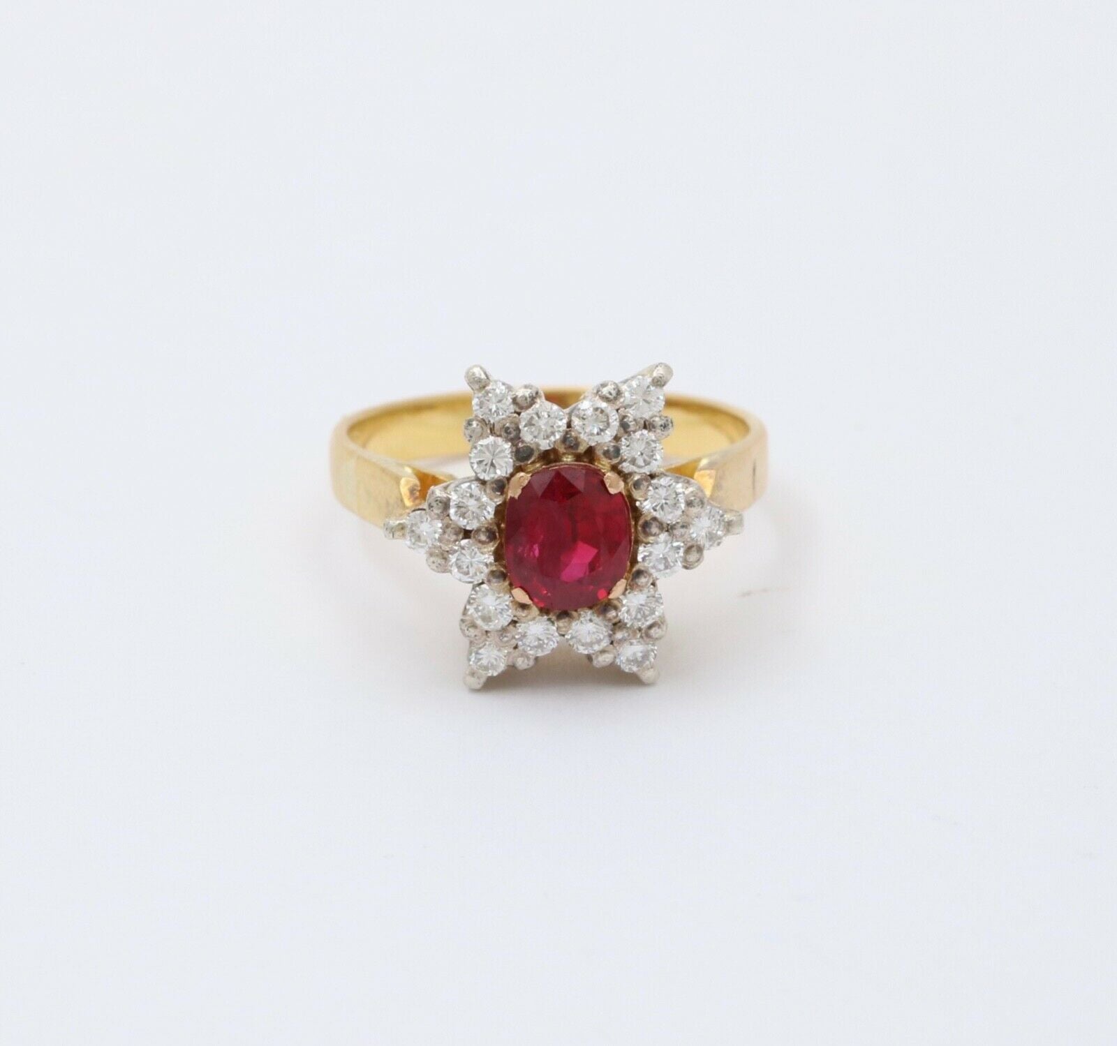 Vintage 18K Yellow Gold & Sterling Silver 1.9 carats Ruby and Diamond Star Ring,