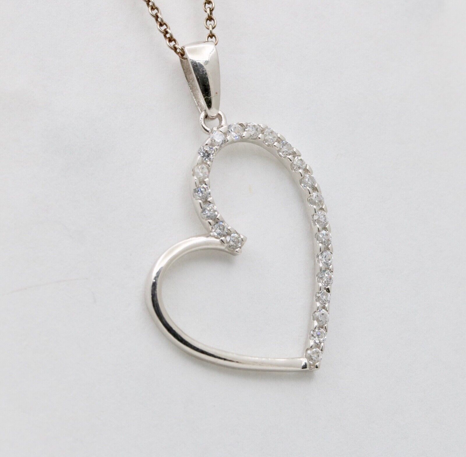 Vintage Heart Cubic Zirconia 10K White Gold Pendant
