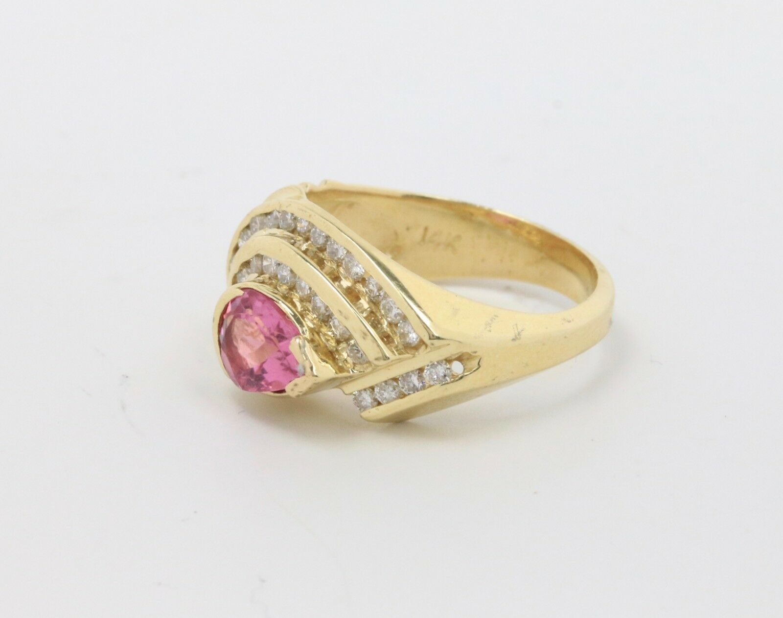 Vintage 14K Yellow Gold Pink Sapphire and Diamond Ring