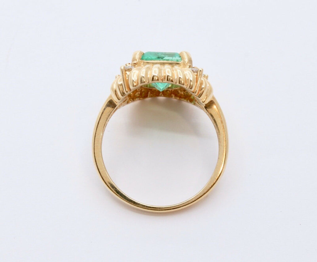 Beautiful Natural Emerald Diamonds 14K Yellow Gold Ring