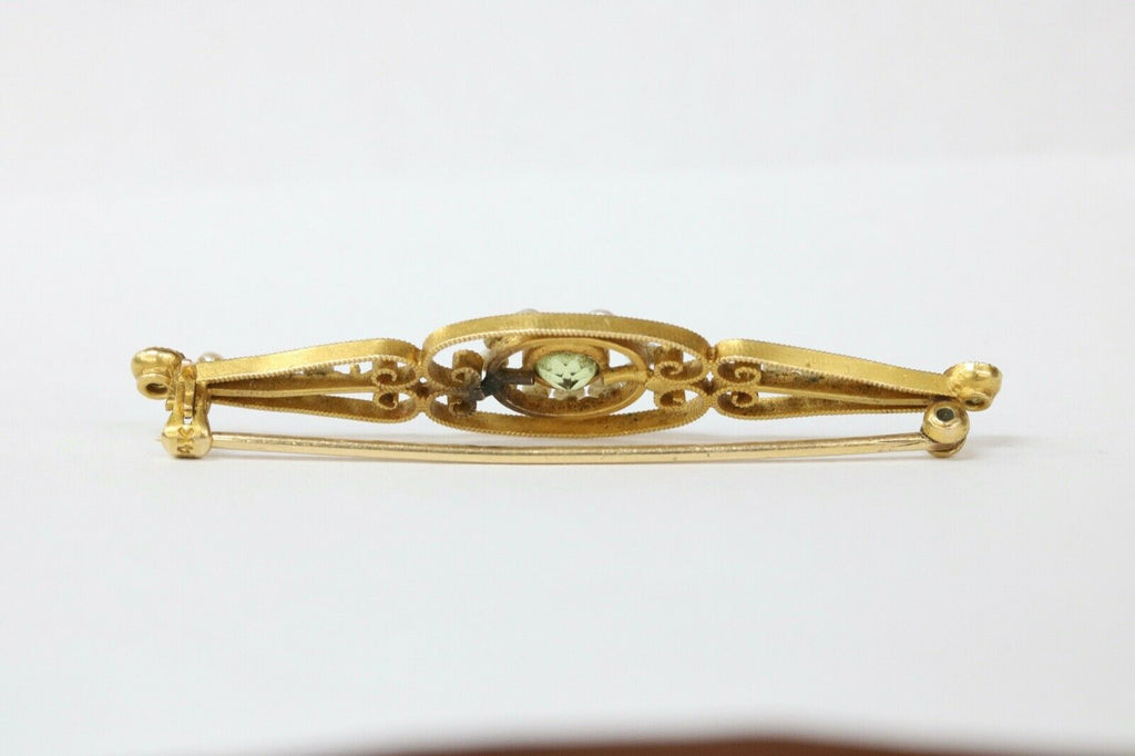 Art Nouveau Peridot & Button Pearl Gold Bar Pin
