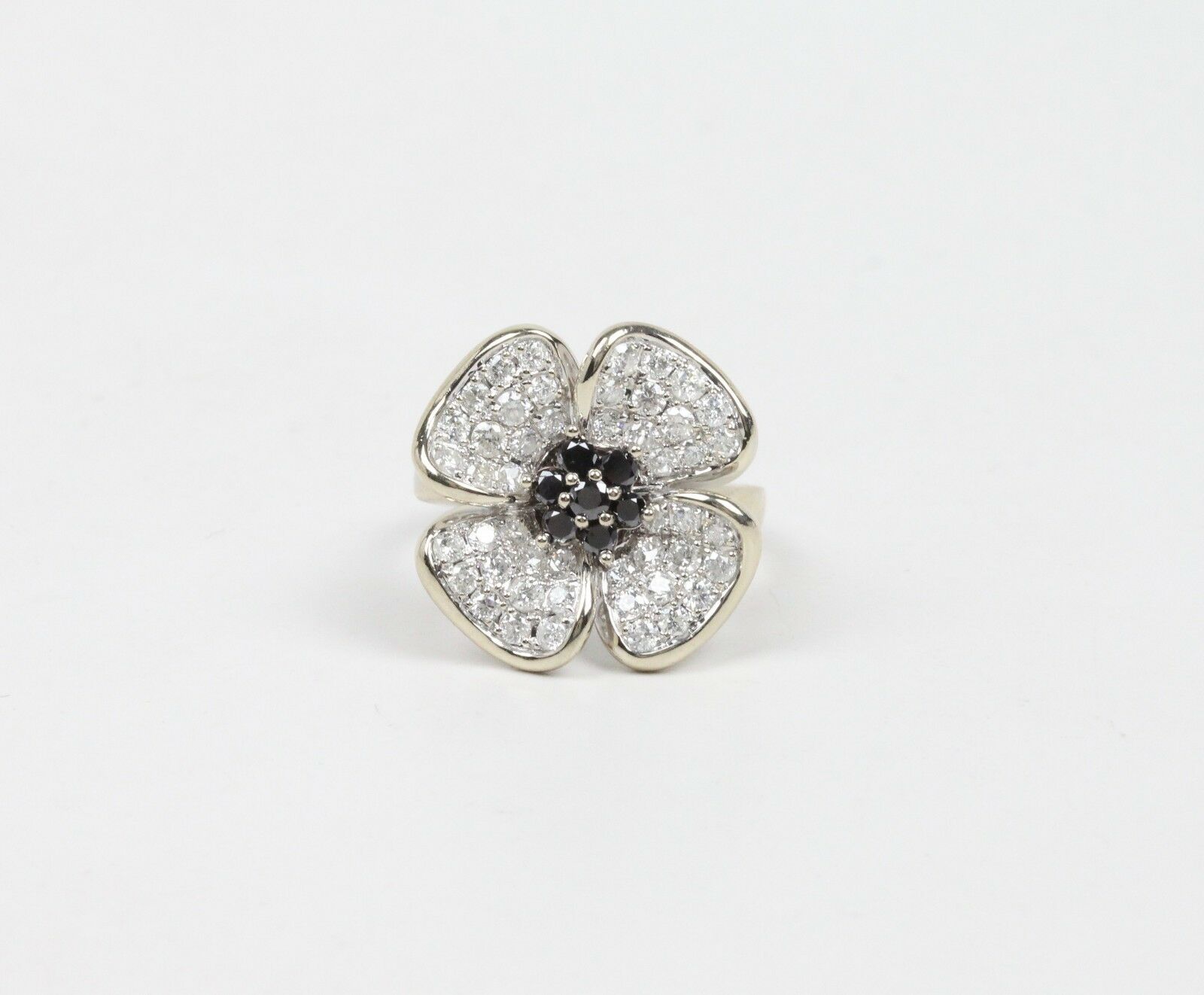 Vintage 14K White Gold Sapphires & Diamond Dogwood/ Violet Flower Ring