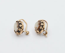 Load image into Gallery viewer, Vintage 14k Yellow Gold Cameo Drop Earrings
