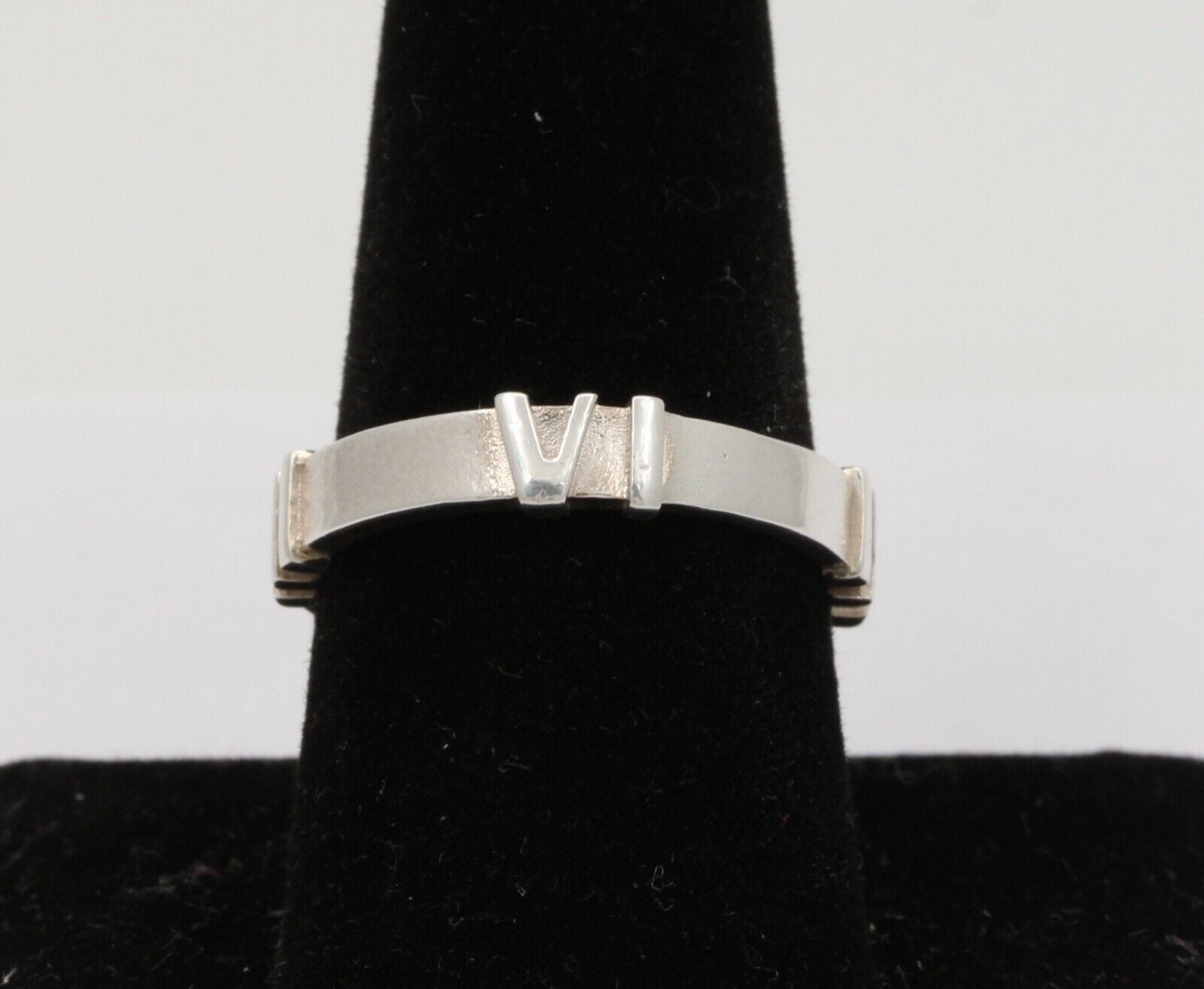 Tiffany and Co. Atlas Ring Band 925 Sterling Silver