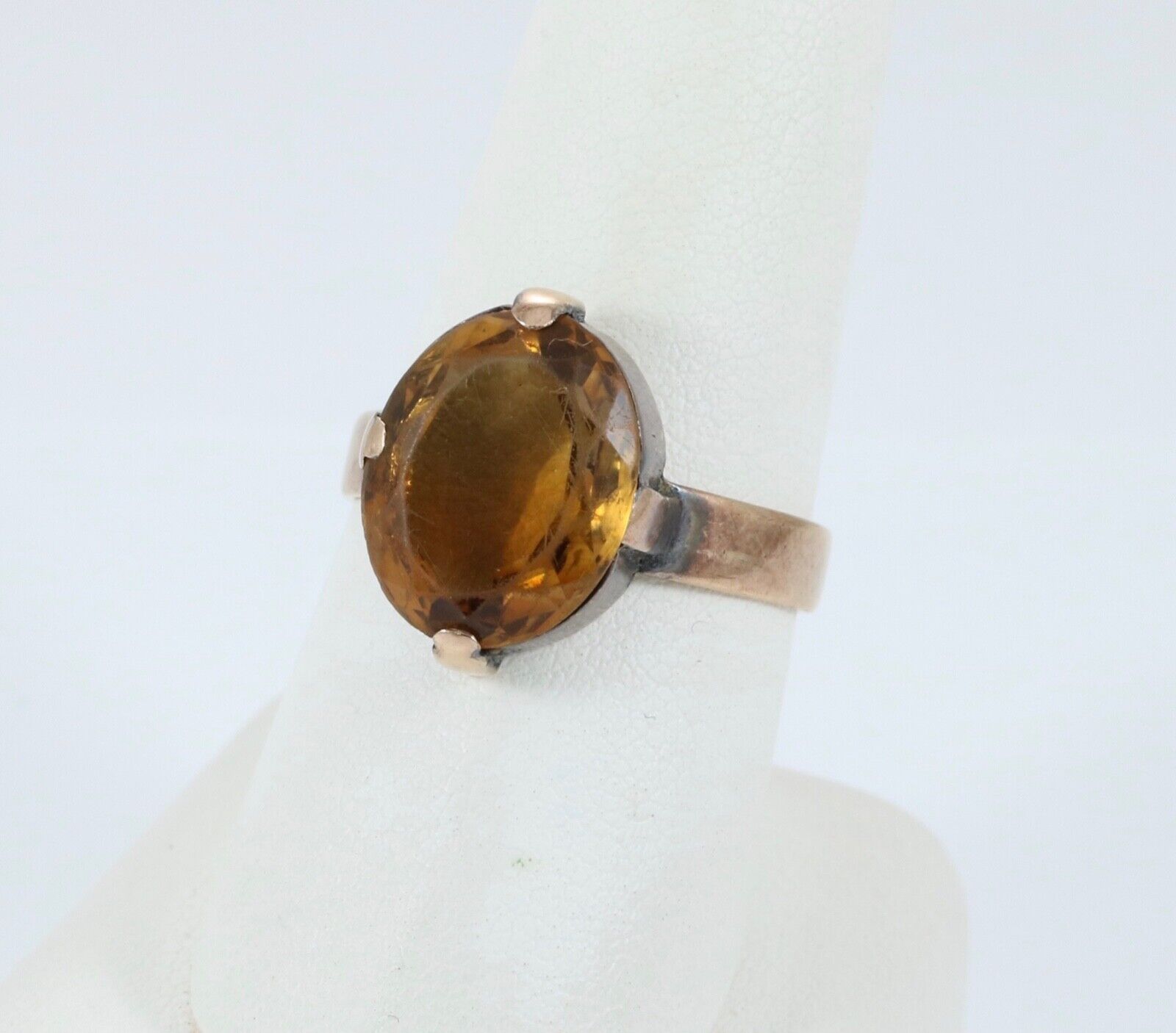Antique England 9K Gold Gold Citrine Ring. Solitaire Ring.
