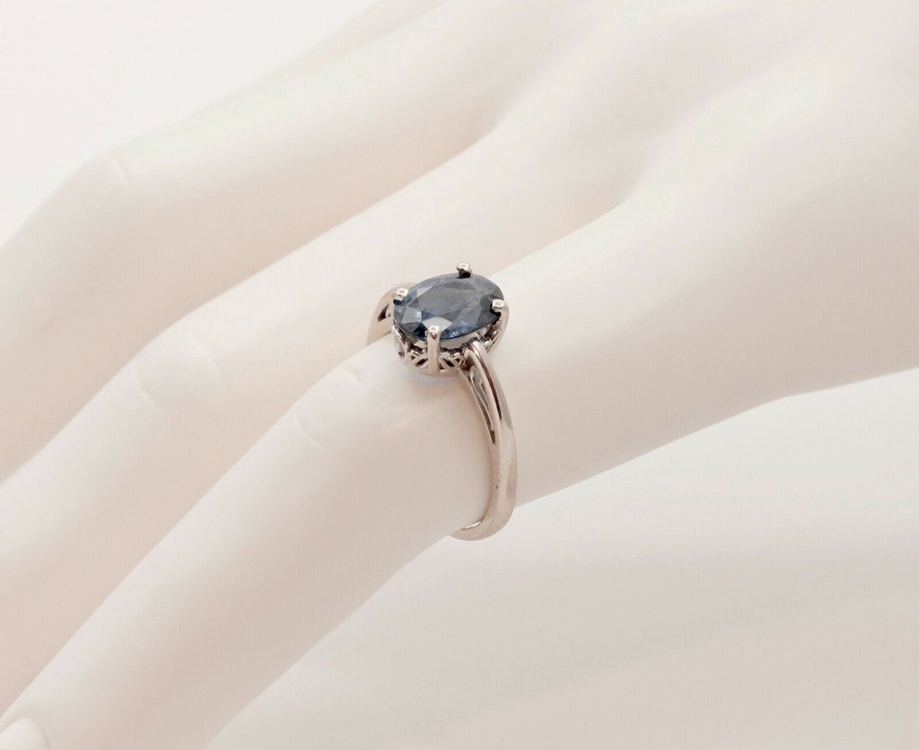Vintage Ladies 2.05 Carat Blue Sapphire 14K White Gold Ring