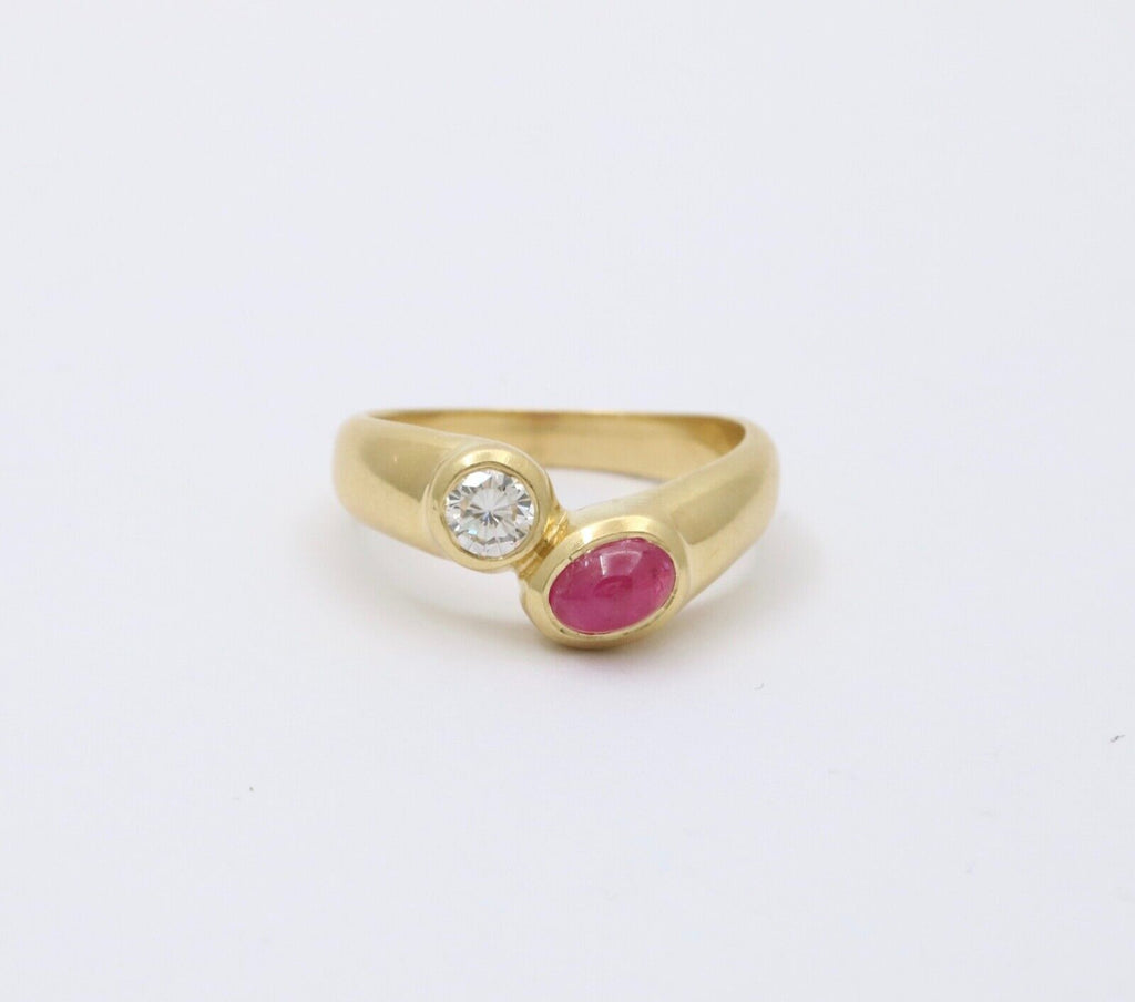 Vintage Bypass 18K Yellow Gold Ruby Diamond Ring