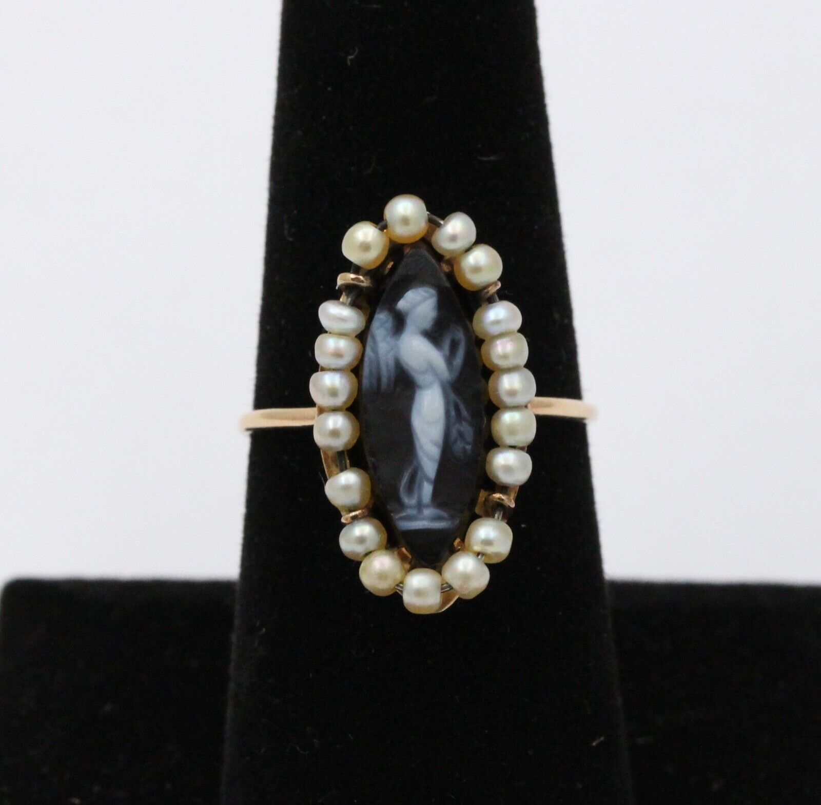 Victorian Navette Cameo Agate Natural Pearls 14K Yellow Gold Ring
