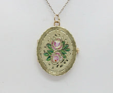 Load image into Gallery viewer, Vintage 14K Yellow Gold Floral Enamel Locket
